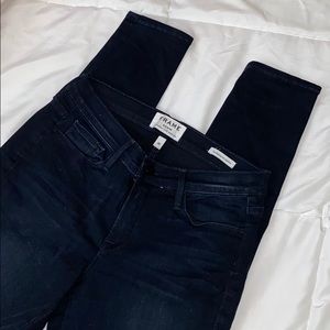 Frame Skinny Jeans - Mid rise